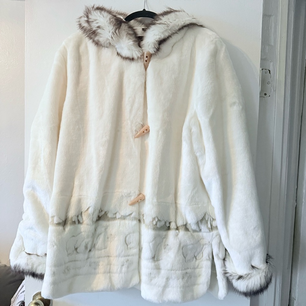 Nordic White Faux Fur Hooded Coat